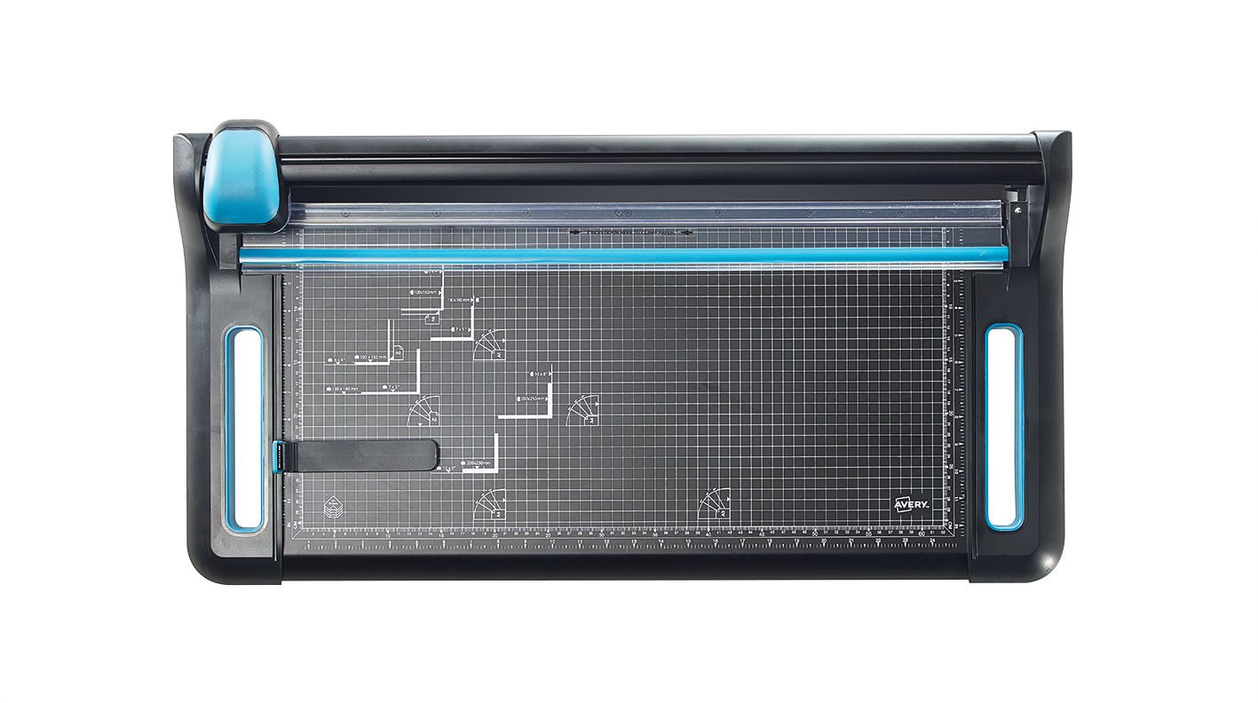 Avery A2 Precision Trimmer